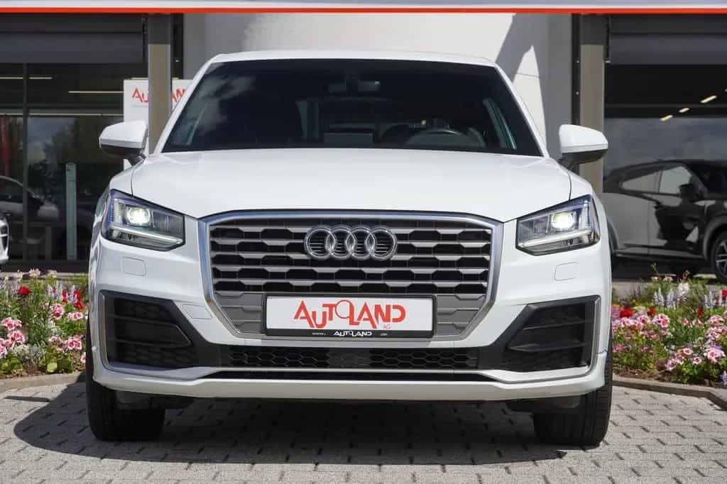 Audi Q2 35 1.5 TFSI S line LED Tempomat AHK PDC Navi 05/2020-photo-2