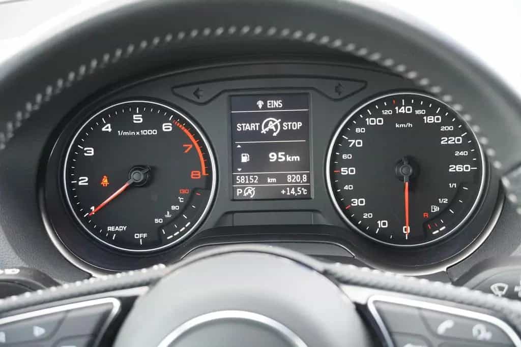 Audi Q2 35 1.5 TFSI S line LED Tempomat AHK PDC Navi 05/2020-photo-29