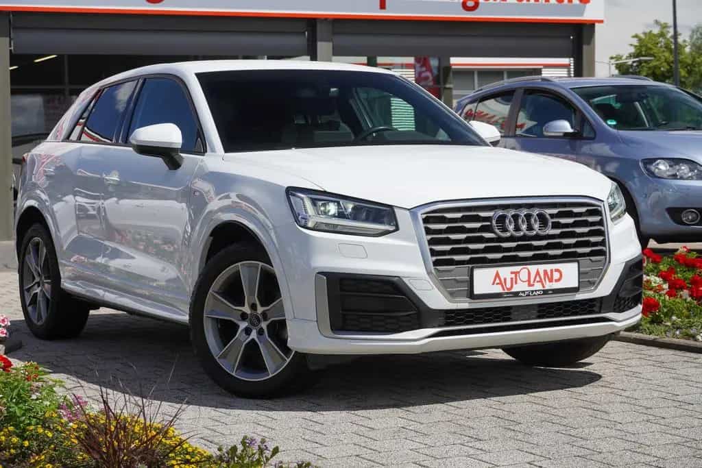 Audi Q2 35 1.5 TFSI S line LED Tempomat AHK PDC Navi 05/2020-photo-3