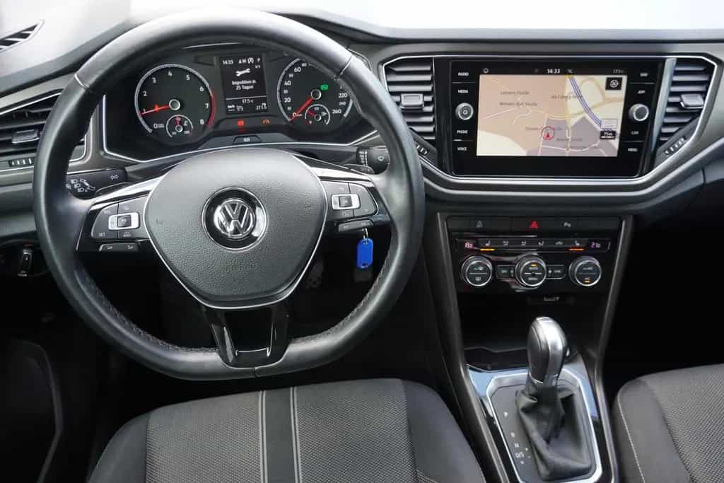 Volkswagen T-Roc 1.5 16V TSI Style LED Navi AHK ACC PDC 06/2018-photo-11