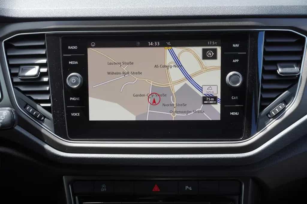 Volkswagen T-Roc 1.5 16V TSI Style LED Navi AHK ACC PDC 06/2018-photo-12