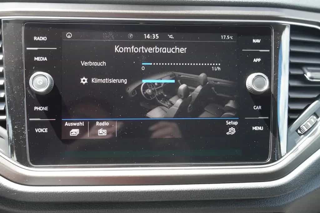 Volkswagen T-Roc 1.5 16V TSI Style LED Navi AHK ACC PDC 06/2018-photo-17