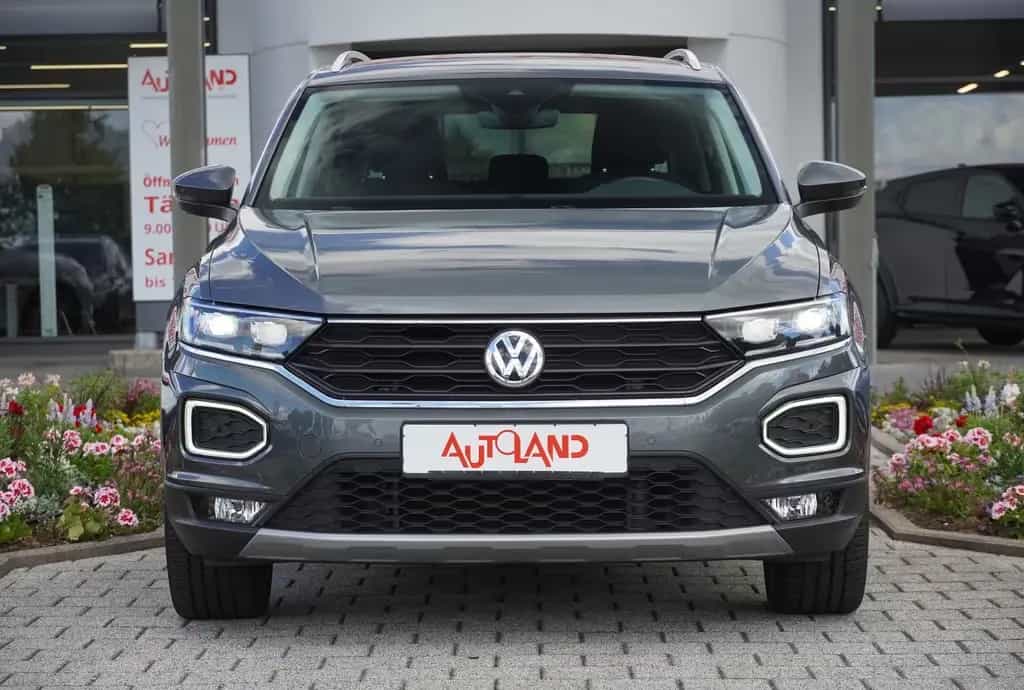 Volkswagen T-Roc 1.5 16V TSI Style LED Navi AHK ACC PDC 06/2018-photo-2