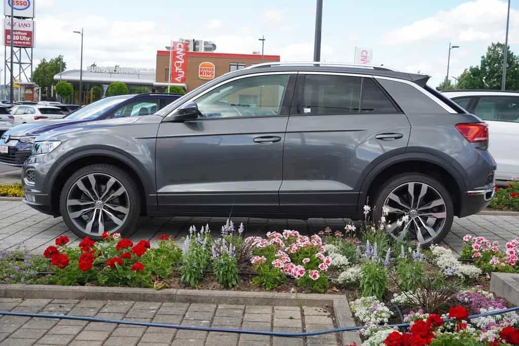 Volkswagen T-Roc 1.5 16V TSI Style LED Navi AHK ACC PDC 06/2018-photo-4