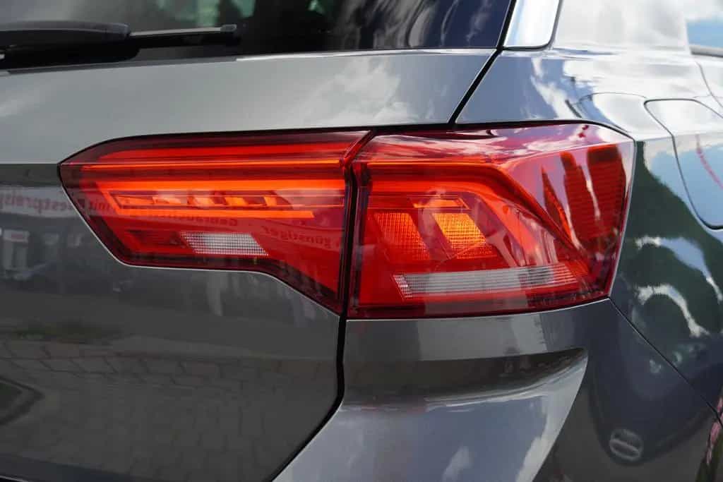 Volkswagen T-Roc 1.5 16V TSI Style LED Navi AHK ACC PDC 06/2018-photo-41