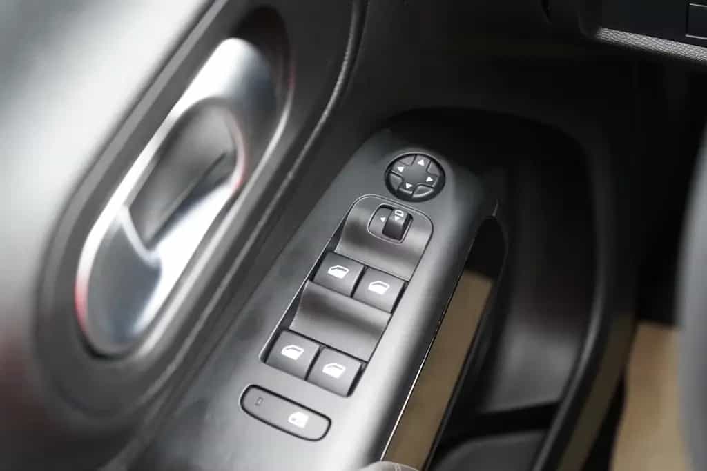 Citroën C5 Aircross 2.0 Blue-HDi Feel 360° Tempomat AHK 08/2020-photo-29