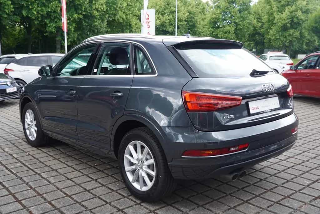 Audi Q3 1.4 TFSI sport LED Klimaaut. Sitzheizung AHK 05/2018-photo-6