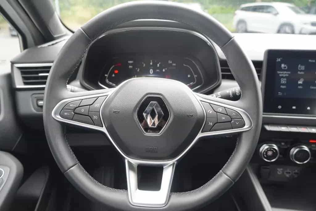 Renault Clio 1.3 TCE 140 Intens LED Android Apple DAB 09/2022-photo-17