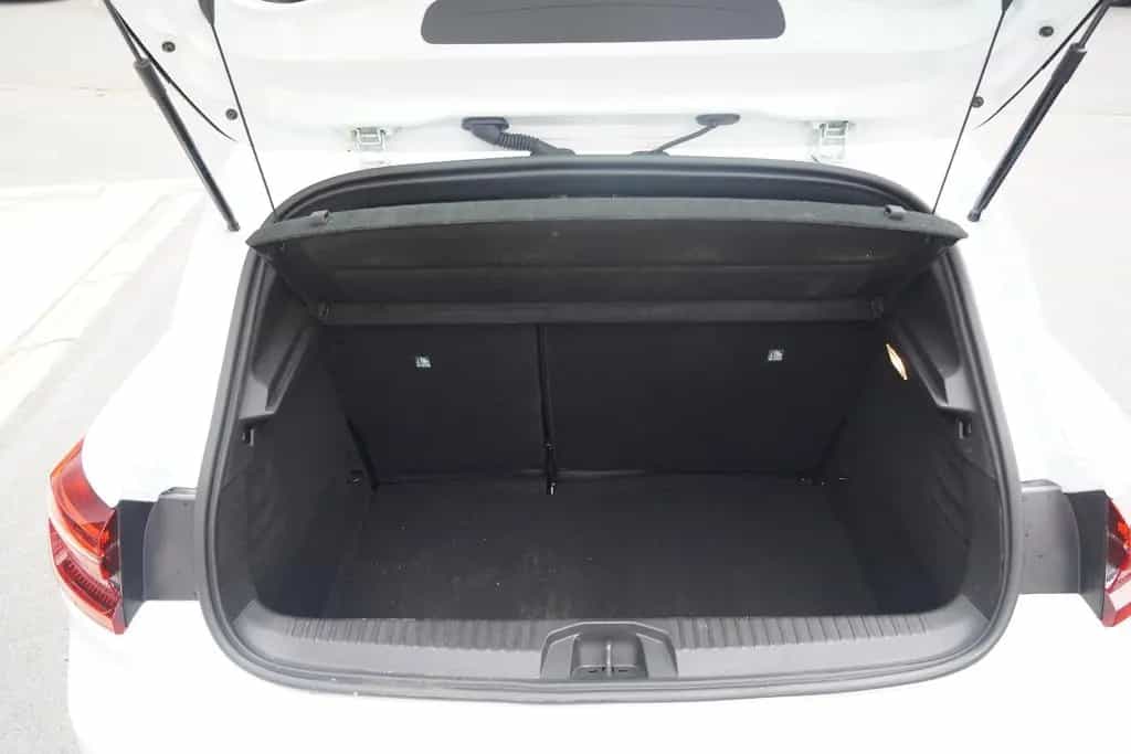 Renault Clio 1.3 TCE 140 Intens LED Android Apple DAB 09/2022-photo-26