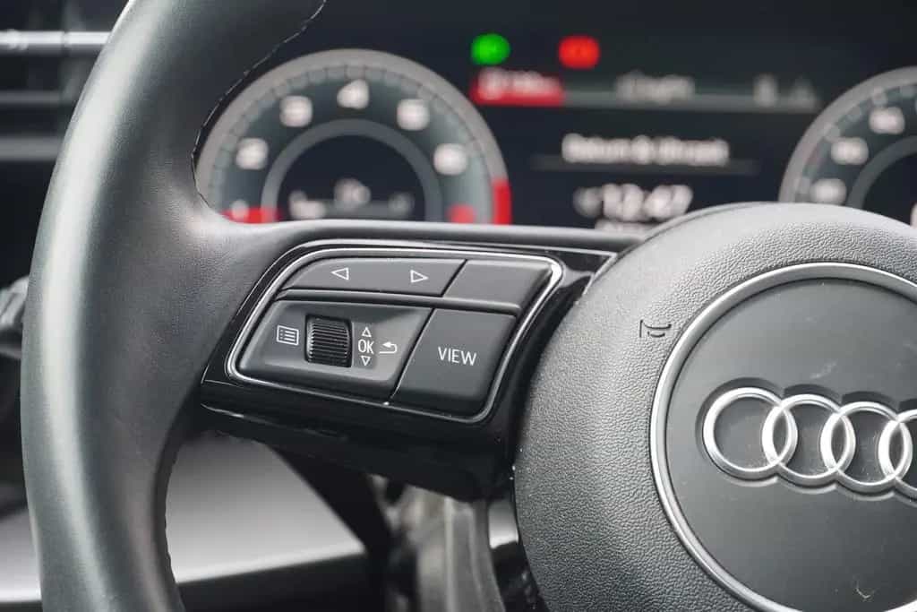 Audi A3 Sportback 30 1.0 TFSI LED Navi Sitzheizung 03/2022-photo-10