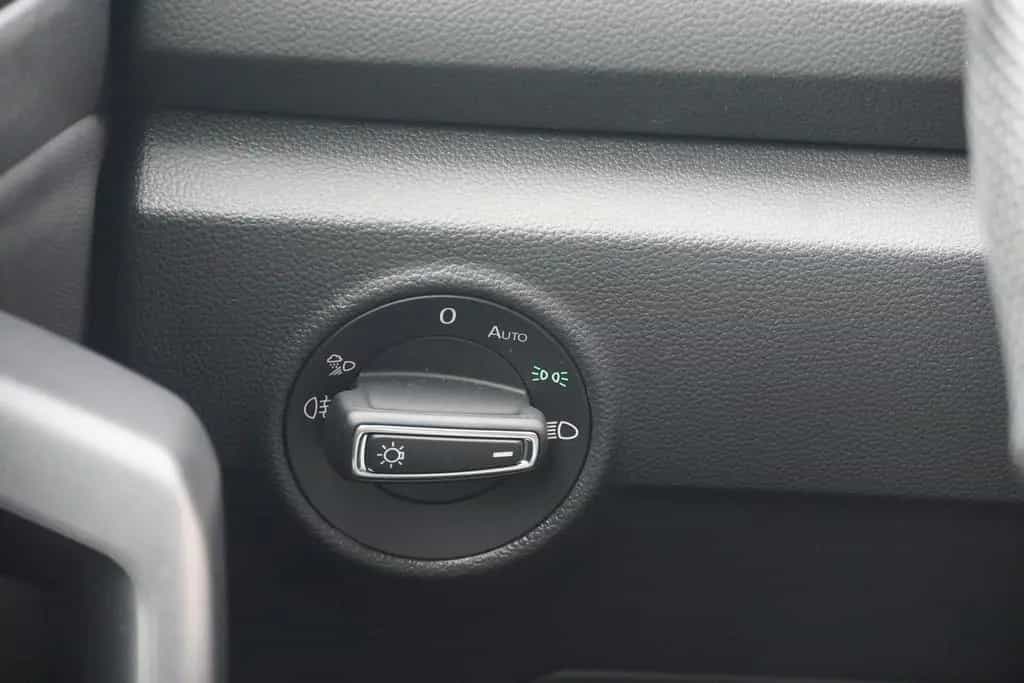 Volkswagen T-Roc 1.0 R-Line LED Navi ACC DAB Kamera PDC 02/2023-photo-19