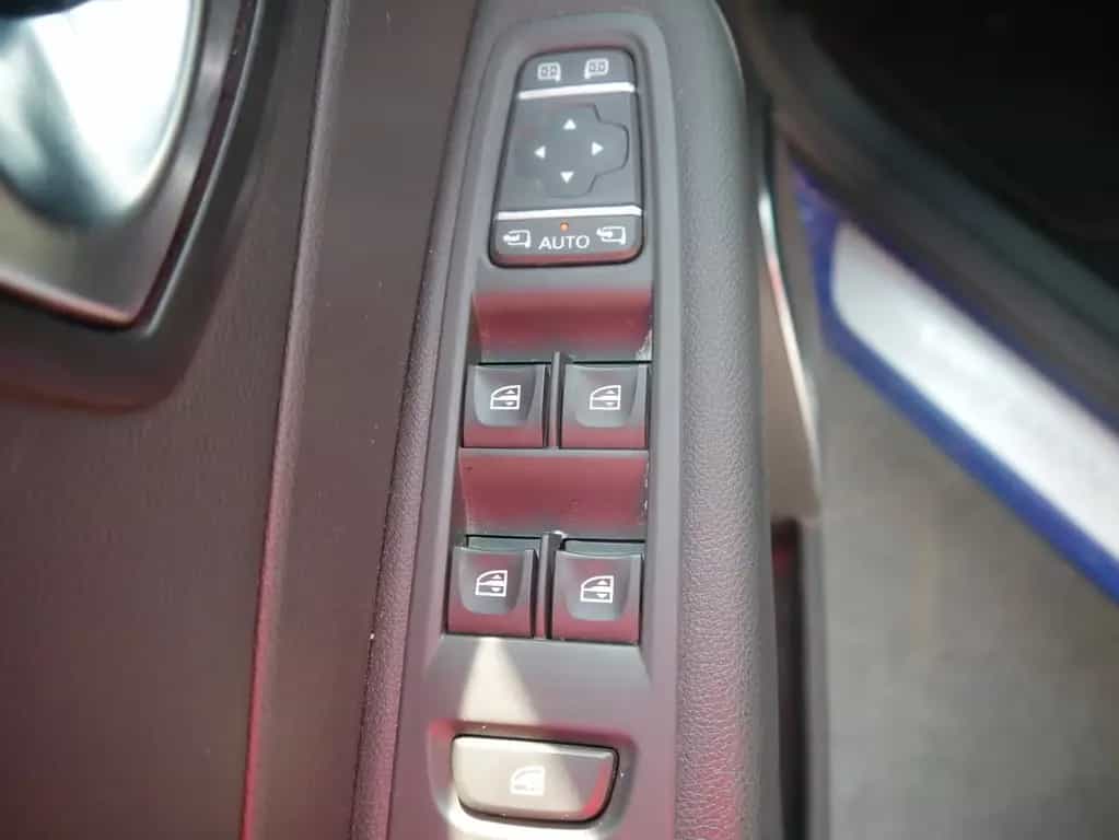 Renault Captur 1.3 TCE Intens LED Navi Sitzheizung PDC 10/2018-photo-30