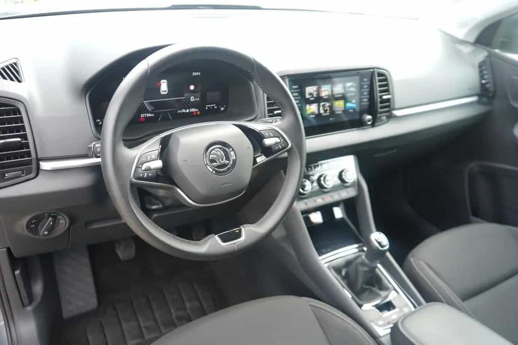 Skoda Karoq 1.5 TSI LED Kamera Sitzheizung 06/2024-photo-10