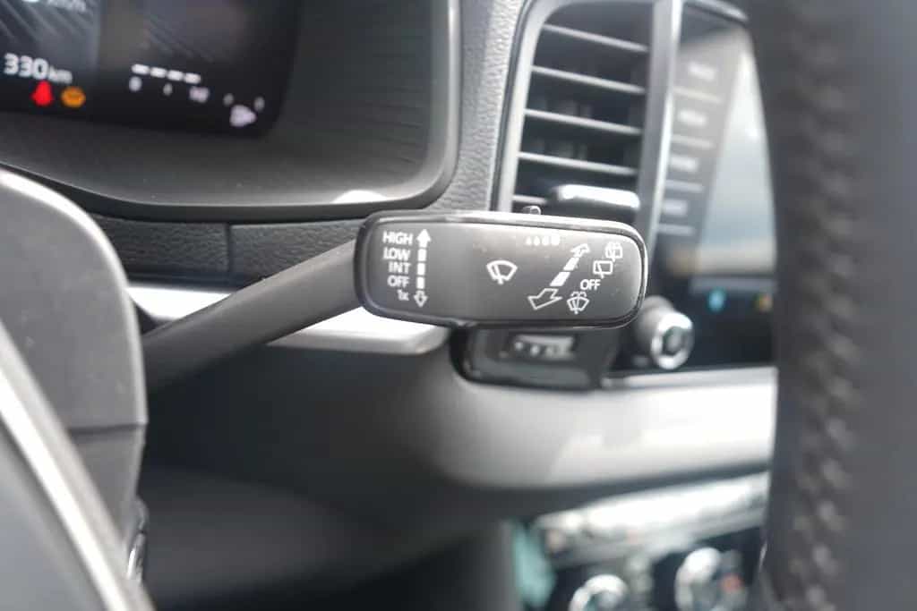 Skoda Karoq 1.5 TSI LED Kamera Sitzheizung 06/2024-photo-23