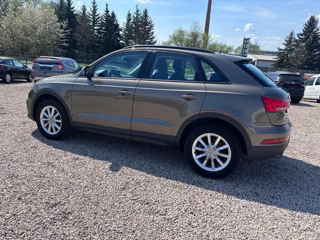 Audi Q3 S-Tronic 03/2015-photo-13