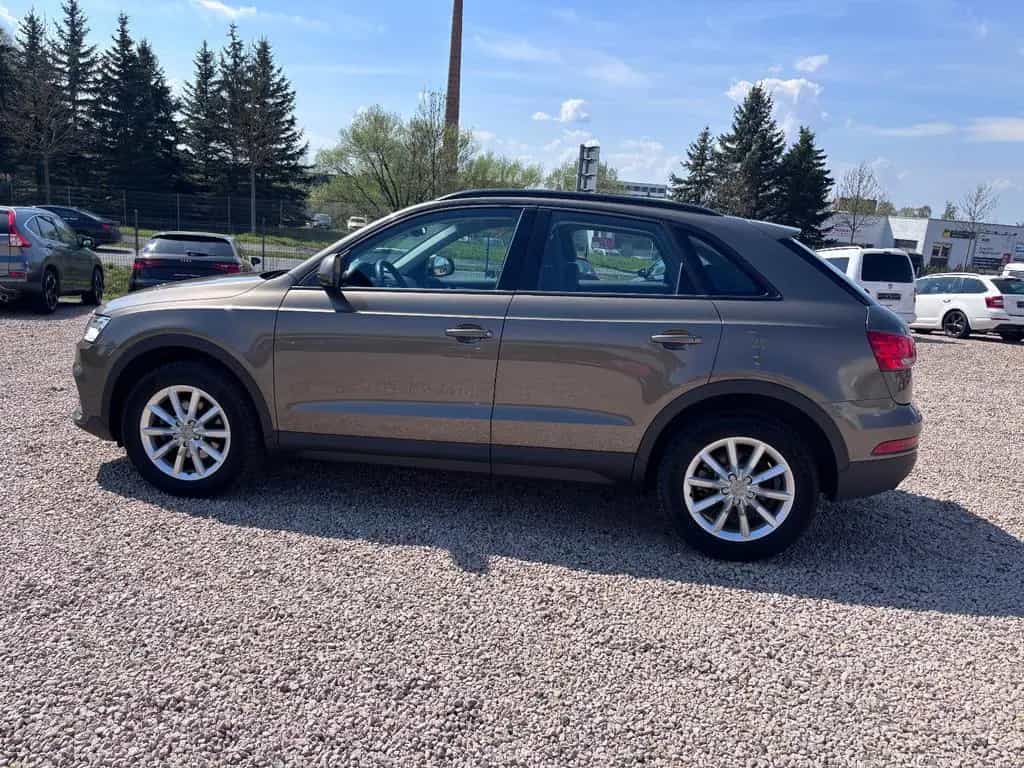 Audi Q3 S-Tronic 03/2015-photo-14