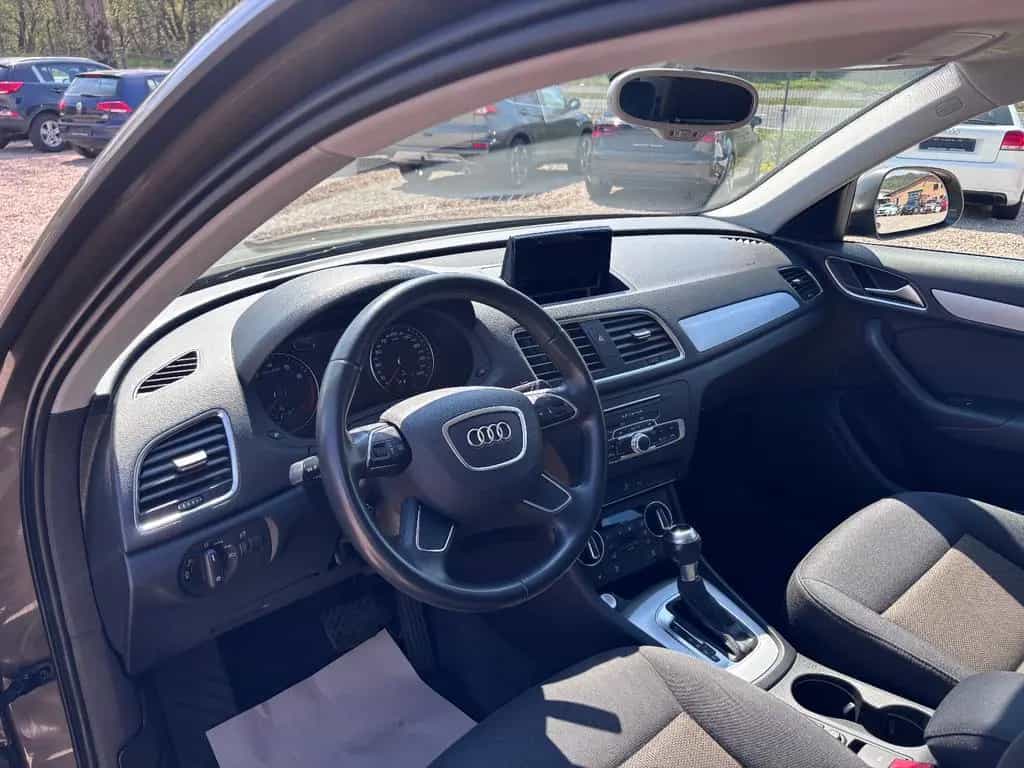 Audi Q3 S-Tronic 03/2015-photo-24