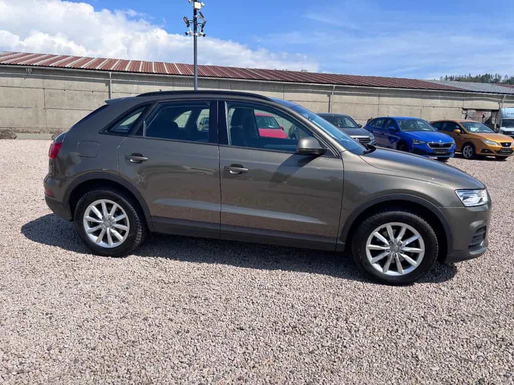 Audi Q3 S-Tronic 03/2015-photo-3