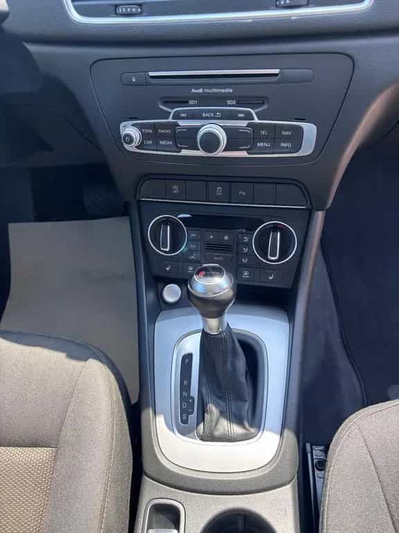 Audi Q3 S-Tronic 03/2015-photo-30