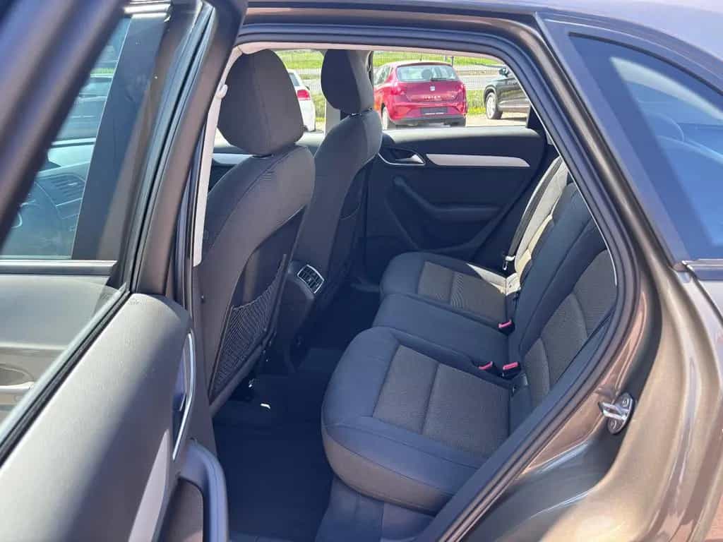 Audi Q3 S-Tronic 03/2015-photo-31