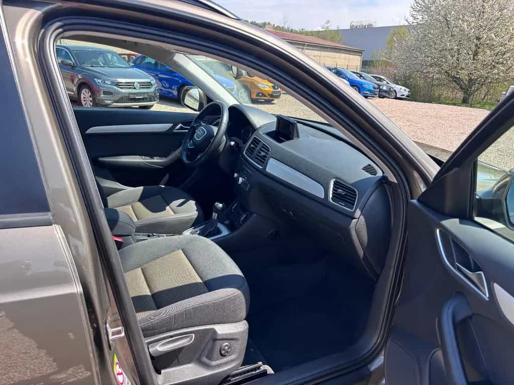 Audi Q3 S-Tronic 03/2015-photo-33