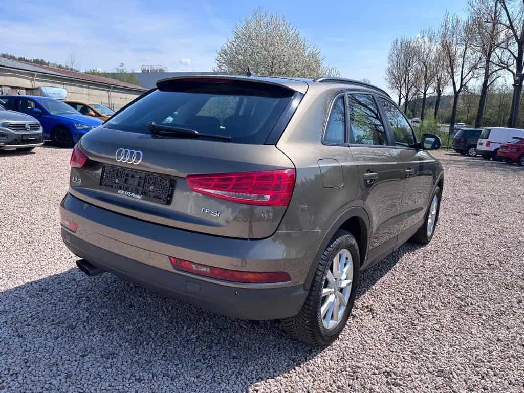Audi Q3 S-Tronic 03/2015-photo-6