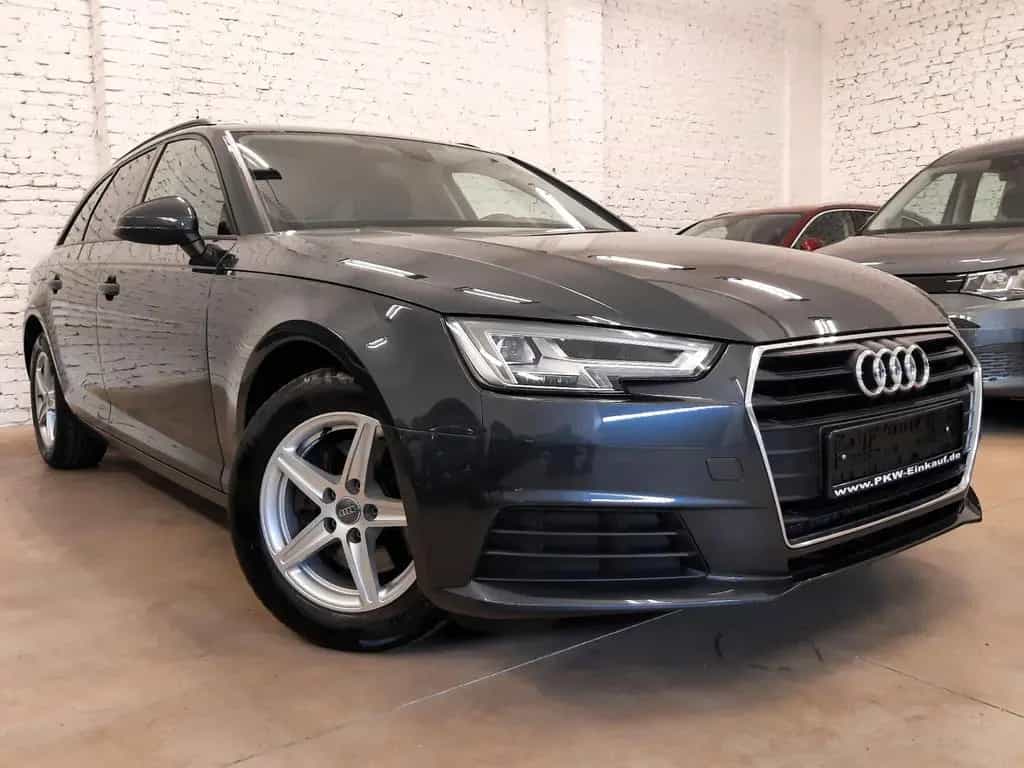 Audi A4 Avant Sport 1.4 TFSI S-tr. 85oookm PANO DACH 10/2017-photo-2