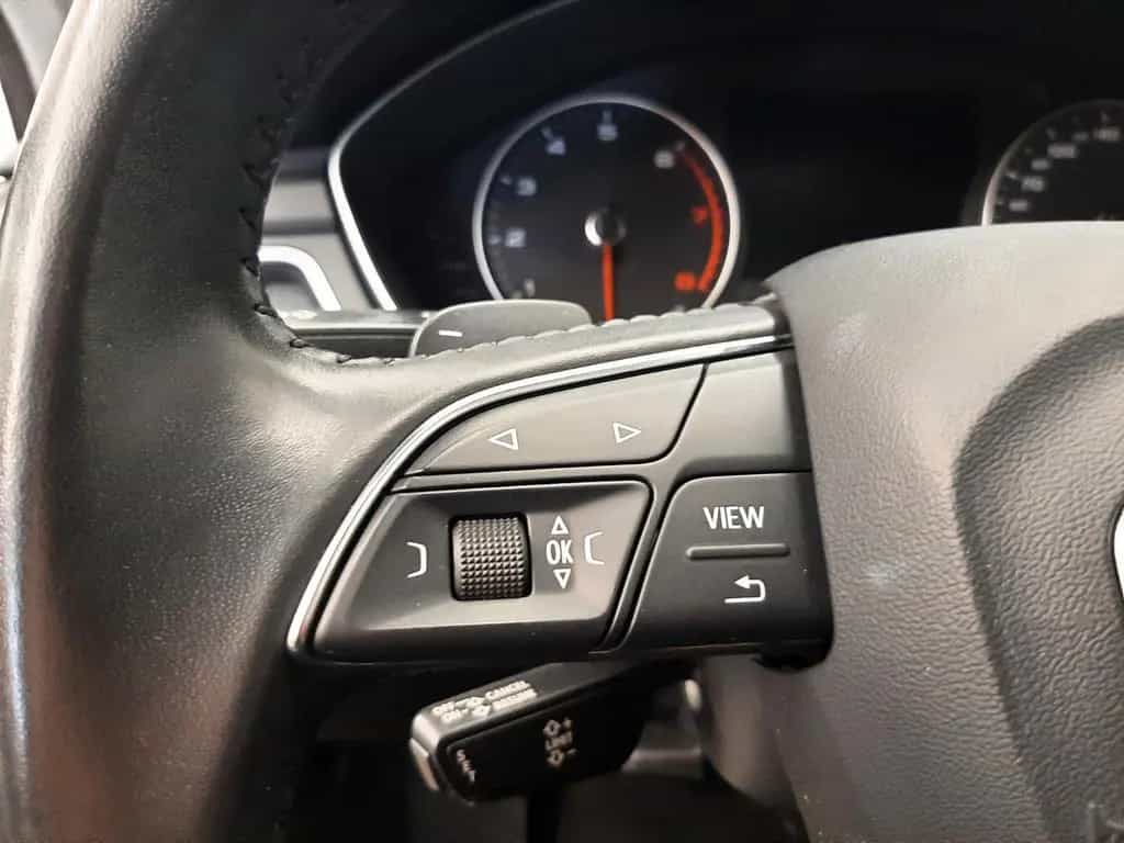 Audi A4 Avant Sport 1.4 TFSI S-tr. 85oookm PANO DACH 10/2017-photo-28