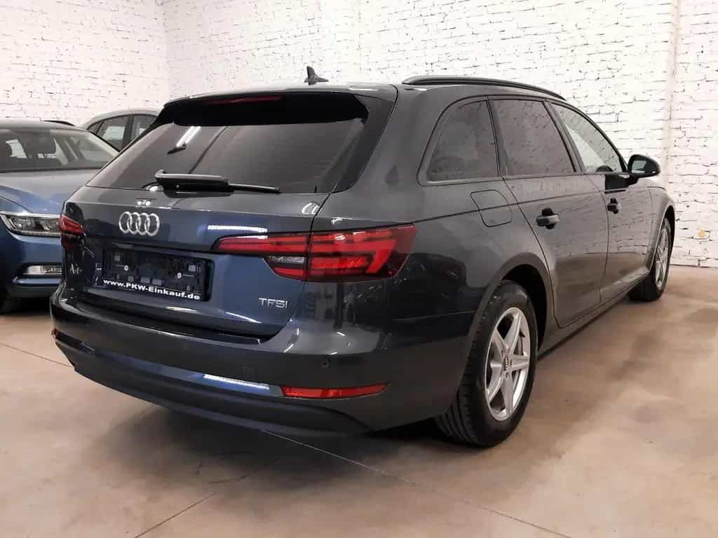 Audi A4 Avant Sport 1.4 TFSI S-tr. 85oookm PANO DACH 10/2017-photo-5