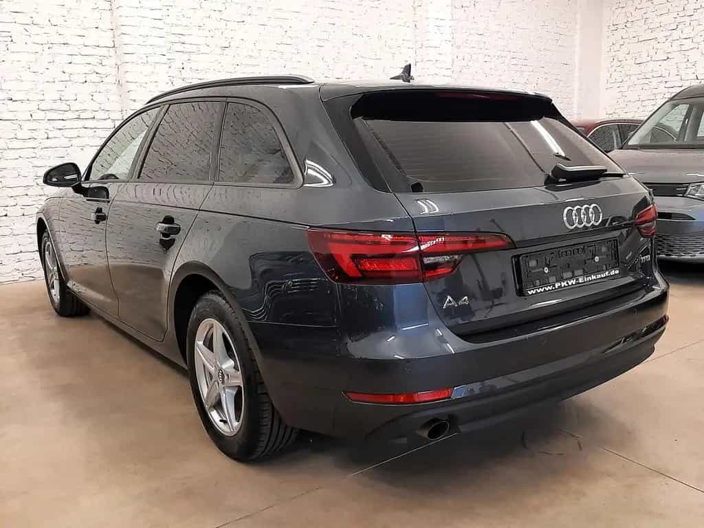 Audi A4 Avant Sport 1.4 TFSI S-tr. 85oookm PANO DACH 10/2017-photo-6