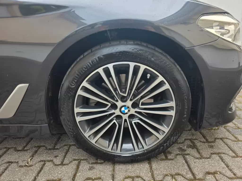 BMW 520 d Limousine Sport Line 12/2017-photo-3