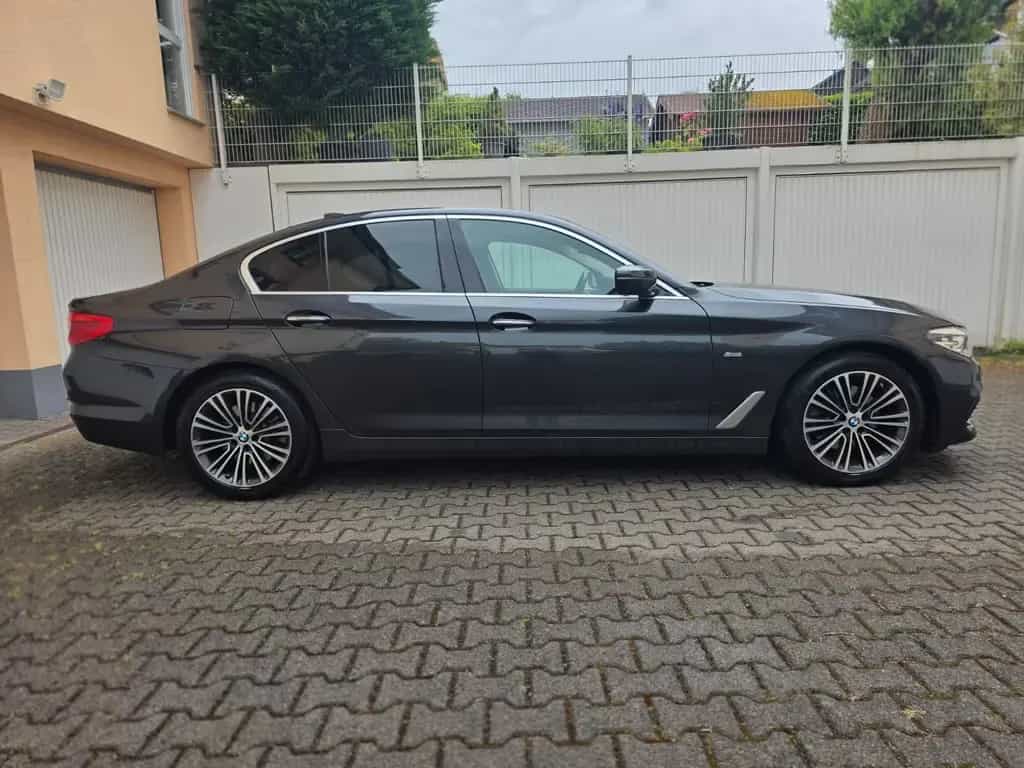 BMW 520 d Limousine Sport Line 12/2017-photo-4