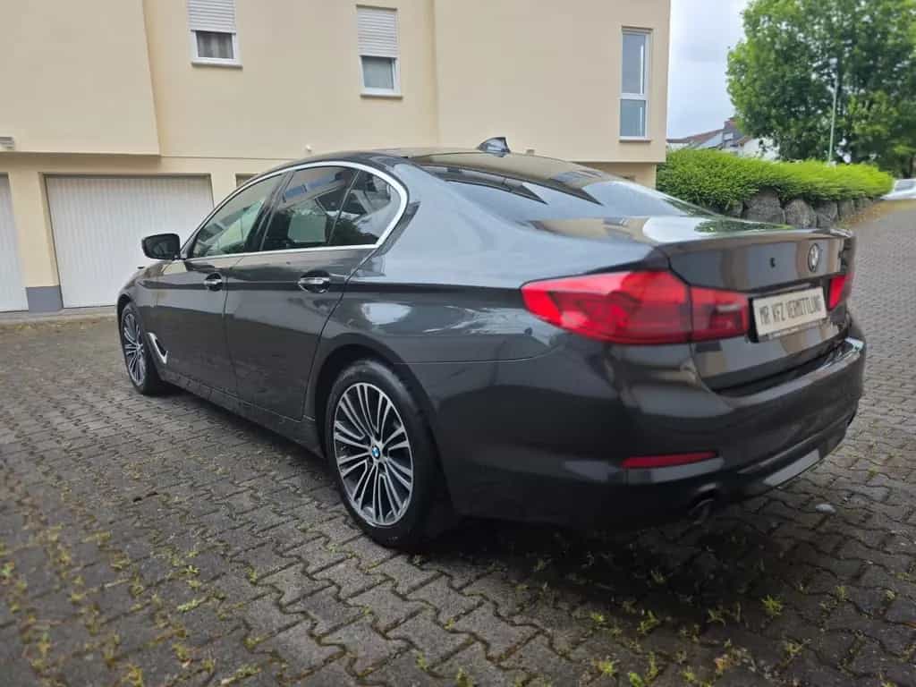 BMW 520 d Limousine Sport Line 12/2017-photo-7