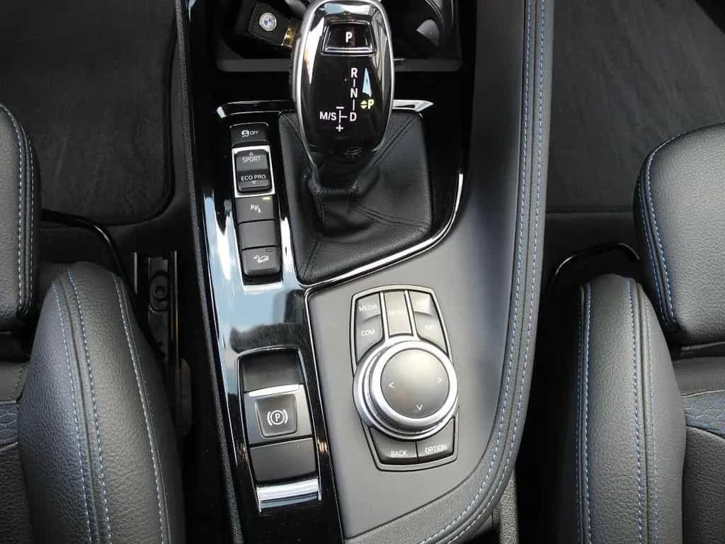 BMW X2 xDrive 25 d M Sport X *20 Zoll*HUD*Standheiz* 11/2020-photo-15