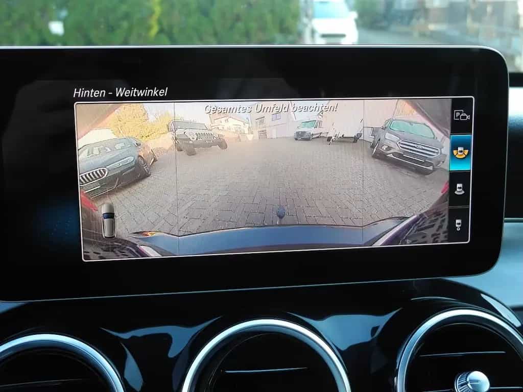 Mercedes-Benz C 200 T AMG-Line *Pano*AHK* Multibeam*Comand* 02/2020-photo-14