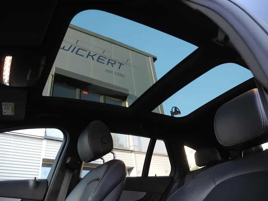 Mercedes-Benz C 200 T AMG-Line *Pano*AHK* Multibeam*Comand* 02/2020-photo-5