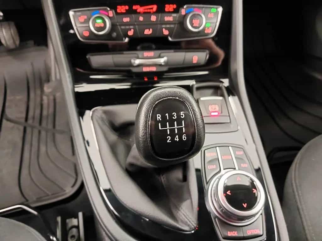 BMW 218 i Active Tourer Advantage 60oookm LED PDC 04/2018-photo-12