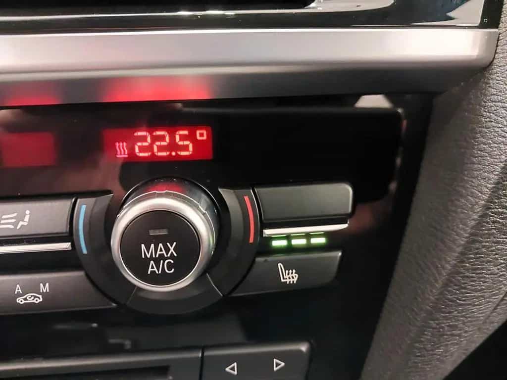 BMW X3 xDrive 20i Steptronic 82oookm Sitzh. PDC 4x4 07/2015-photo-18