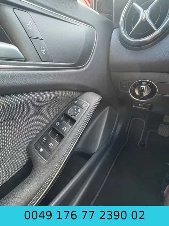 Mercedes-Benz A 180 BlueEfficiency 2Style*SERVICE NEU*KAMERA* 04/2015-photo-18