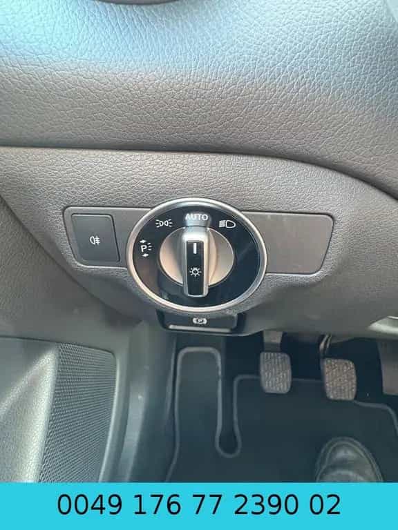 Mercedes-Benz A 180 BlueEfficiency 2Style*SERVICE NEU*KAMERA* 04/2015-photo-19