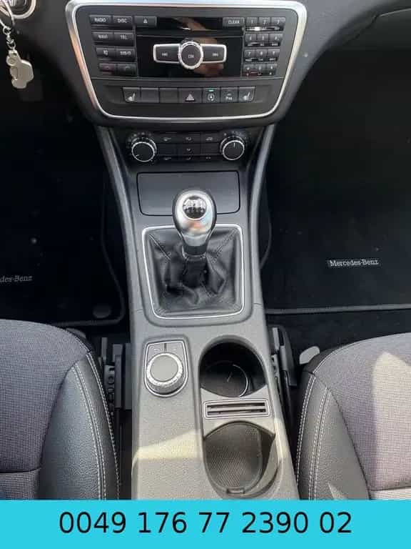 Mercedes-Benz A 180 BlueEfficiency 2Style*SERVICE NEU*KAMERA* 04/2015-photo-22