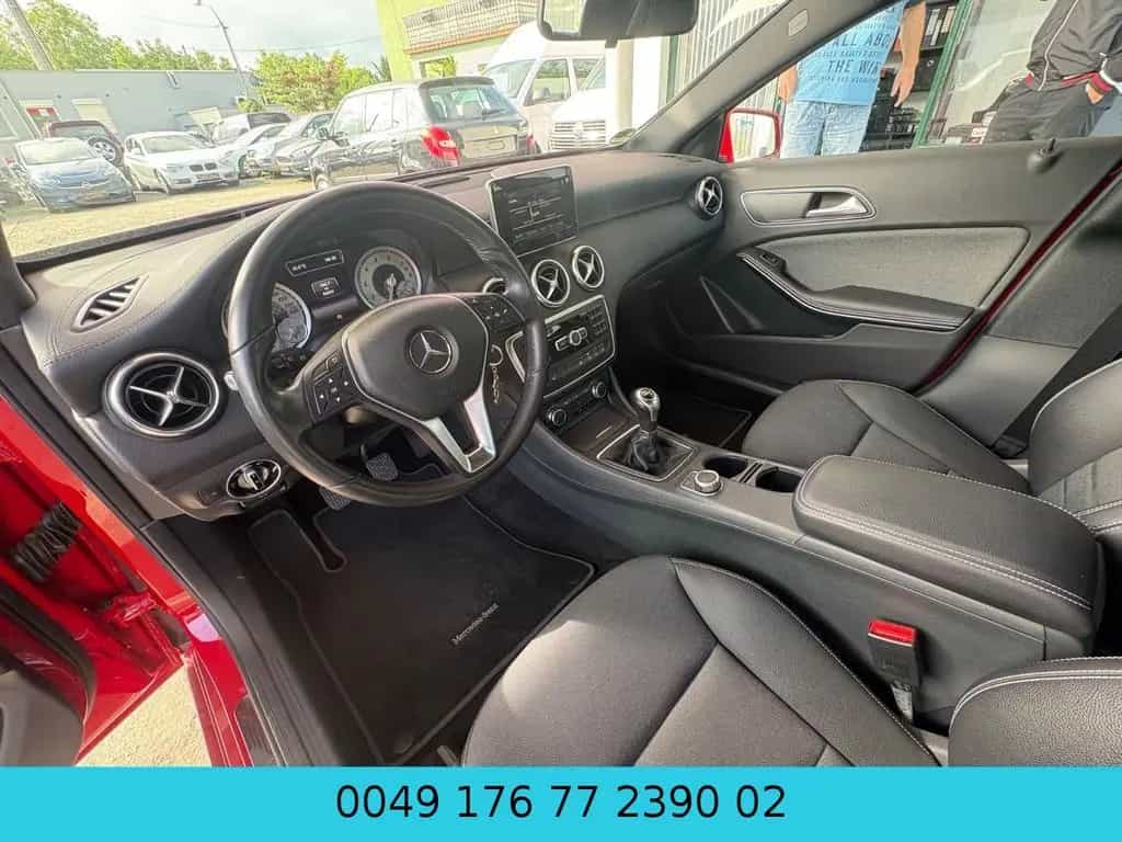 Mercedes-Benz A 180 BlueEfficiency 2Style*SERVICE NEU*KAMERA* 04/2015-photo-27