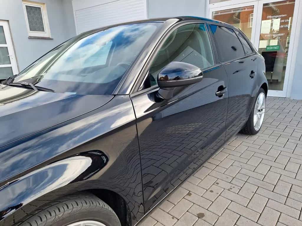Audi A3 Sportback 2.0 TDI+Automatik+Scheckheft+HU neu 12/2016-photo-9
