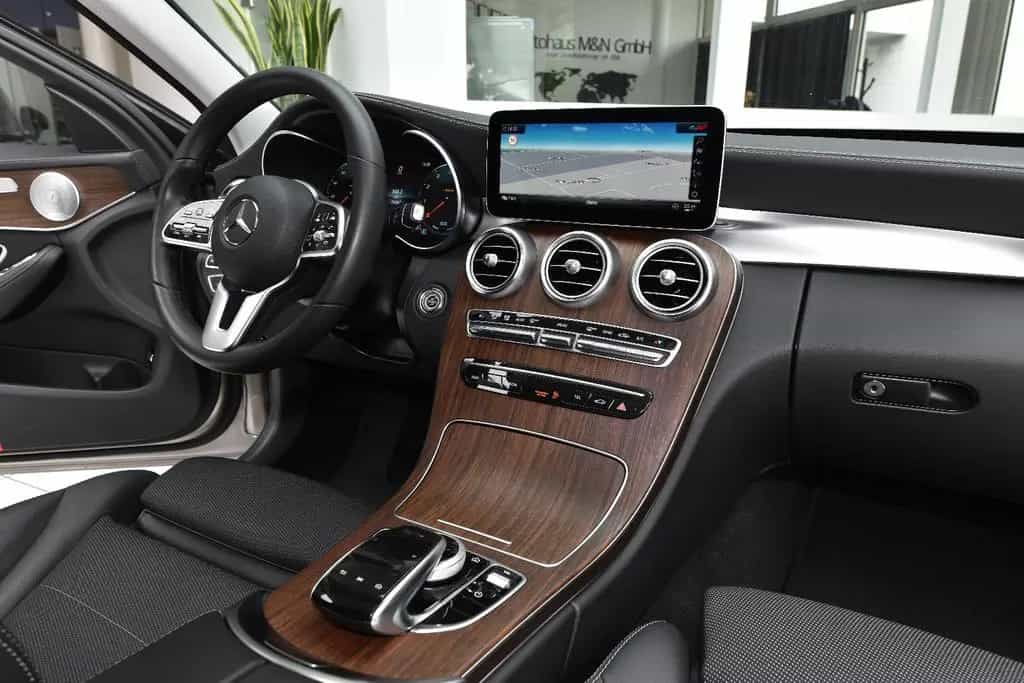 Mercedes-Benz C 200 T *AMG* Night* Unfallfrei* HUD*Keyless* 11/2018-photo-1