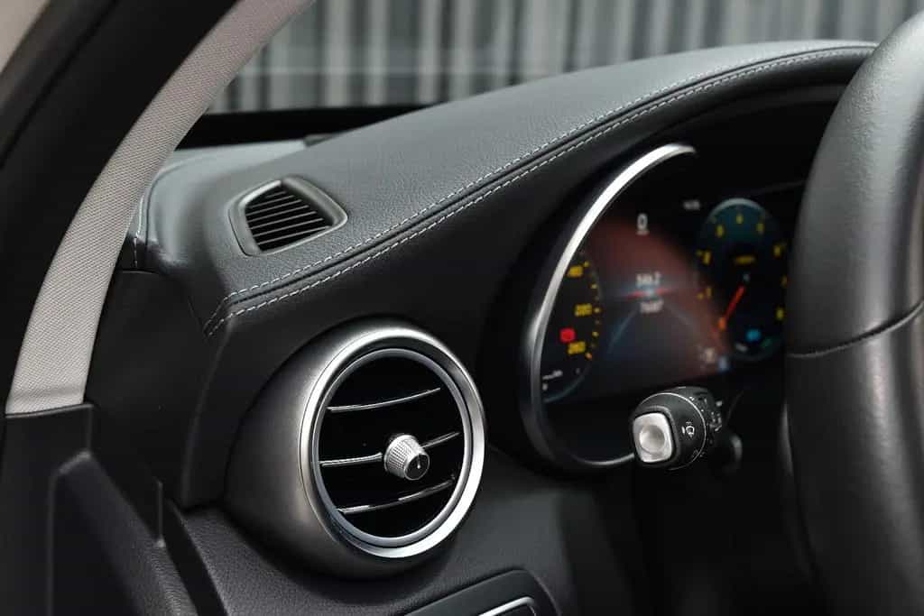 Mercedes-Benz C 200 T *AMG* Night* Unfallfrei* HUD*Keyless* 11/2018-photo-27