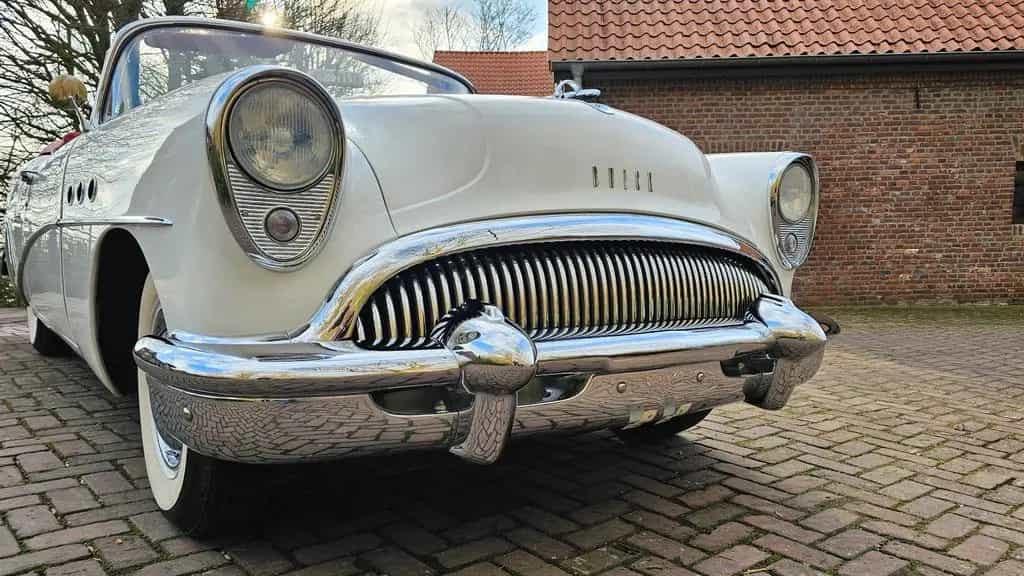 Buick Roadmaster 1954 Buick Special Cabrio Note -1 Roadmaster 06/1954-photo-4