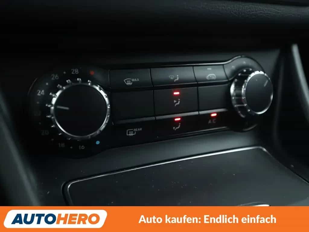 Mercedes-Benz CLA 200 CLA 200 Urban Aut.*NAVI*CAM*TEMPO*SHZ* 04/2018-photo-23