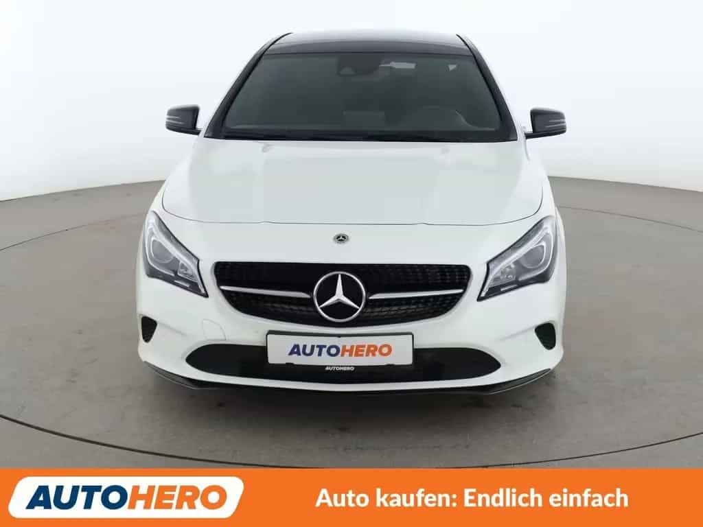 Mercedes-Benz CLA 200 CLA 200 Urban Aut.*NAVI*CAM*TEMPO*SHZ* 04/2018-photo-8