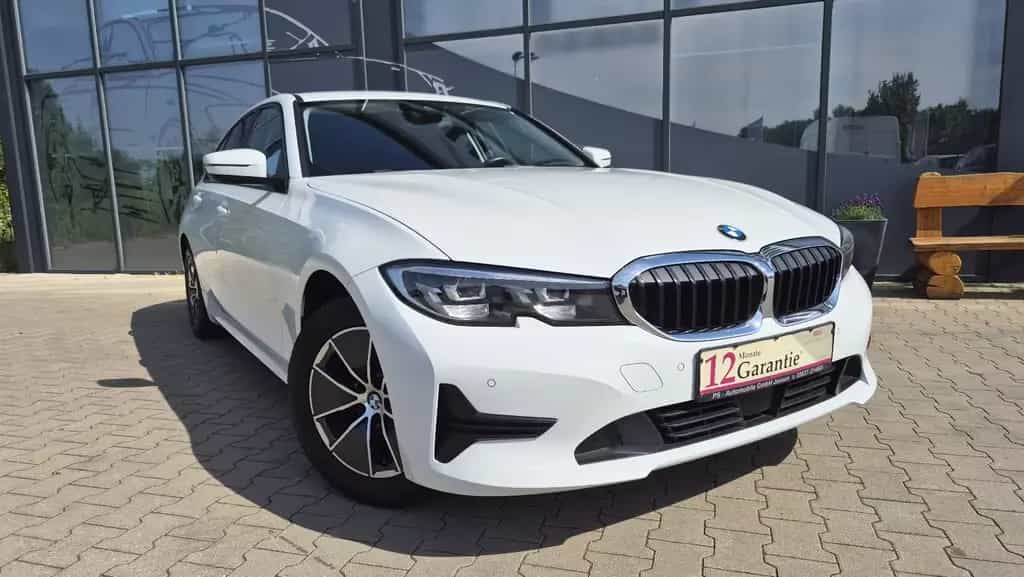 BMW 318 Limousine 318 i Advantage*Navi*LED*ACC 09/2021-photo-5