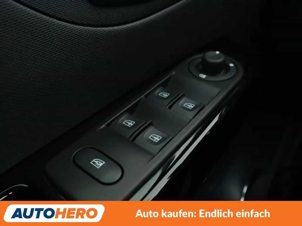 Renault Captur 1.2 TCe Helly Hansen Aut.*NAVI*TEMPO*PDC* 09/2015-photo-28